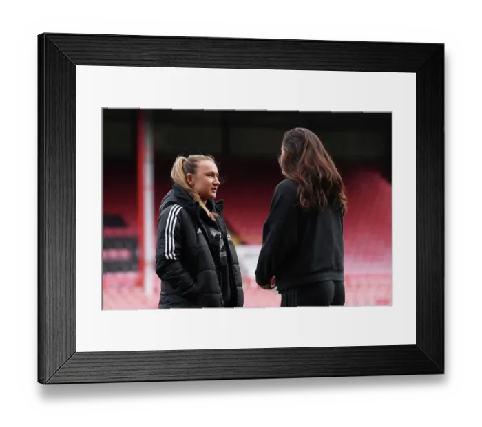 Framed Print : Arsenal Women Prepare for Tottenham Hotspur Clash in FA Women's Super League