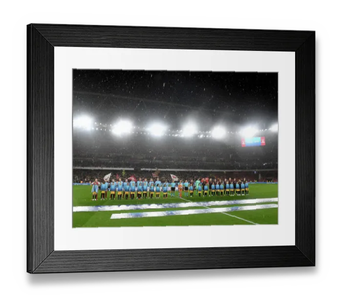 Framed Print : Arsenal vs. Bayern Munich: Battle in the UEFA Women's Champions League Quarter-Finals Framed Print : Arsenal vs. Bayern Munich: Battle in the UEFA Women's Champions League Quarter-Finals
