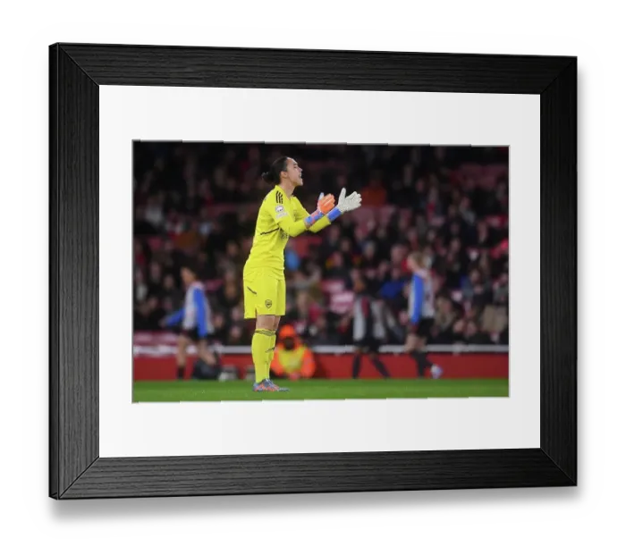 Framed Print : Arsenal vs. Bayern Munich: Tense Moment at the Emirates Stadium - UEFA Women's Champions League Quarterfinals