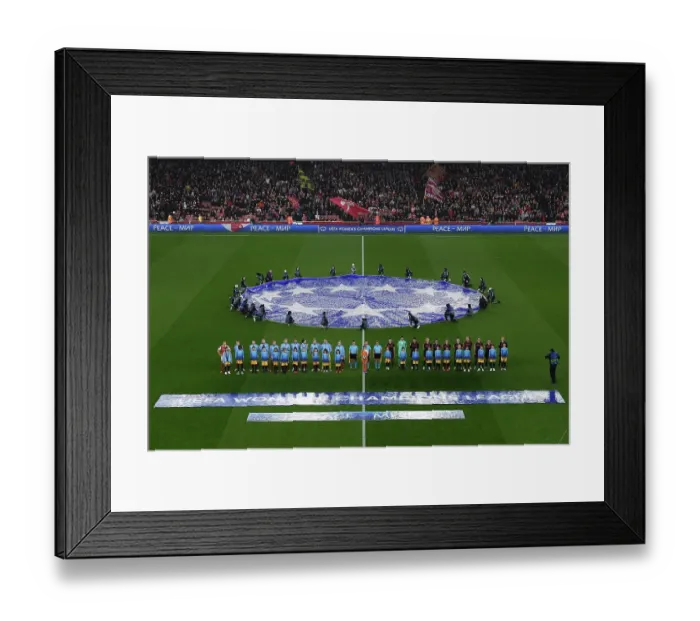 Framed Print : Arsenal vs. Bayern Munich: UEFA Women's Champions League Quarter-Final Showdown at Emirates Stadium