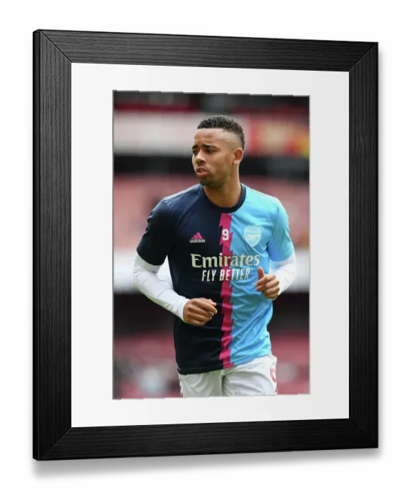 Framed Print : Arsenal's Gabriel Jesus Warming Up Ahead of Arsenal v Leeds United, Premier League 2022-23 Framed Print : Arsenal's Gabriel Jesus Warming Up Ahead of Arsenal v Leeds United, Premier League 2022-23