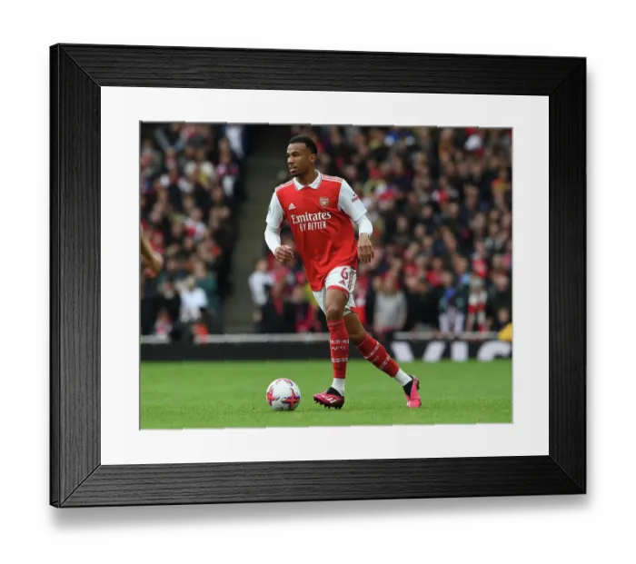 Framed Print : Gabriel Magalhaes in Action: Arsenal vs. Leeds United, Premier League 2022-23