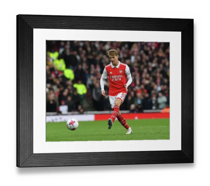 Framed Print : Arsenal's Martin Odegaard Shines in Arsenal FC vs Leeds United Premier League Clash (2022-23)