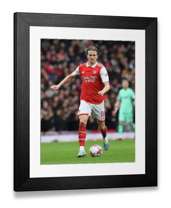 Framed Print : Rob Holding in Action: Arsenal vs Leeds United, Premier League 2022-23