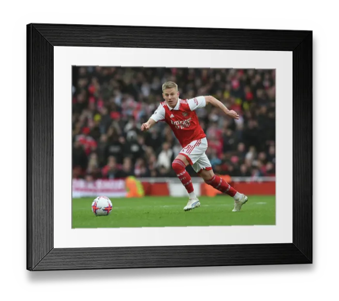 Framed Print : Arsenal's Zinchenko Shines in Exciting Arsenal v Leeds United Premier League Clash