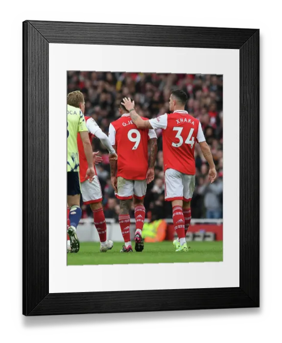 Framed Print : Arsenal's Jesus and Xhaka in Action against Leeds United, Premier League 2022-23 Framed Print : Arsenal's Jesus and Xhaka in Action against Leeds United, Premier League 2022-23