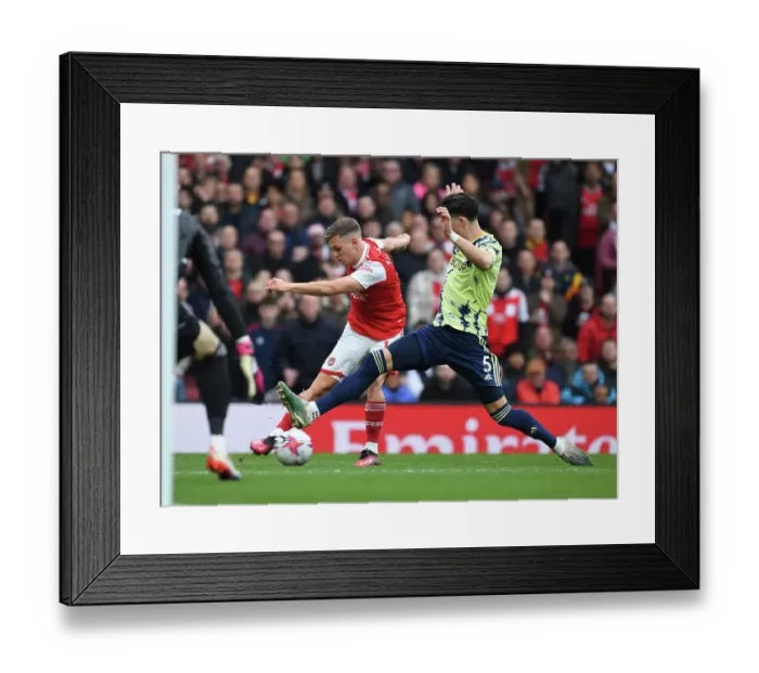 Framed Print : Arsenal vs Leeds United: Torssad in Action - Premier League 2022-23