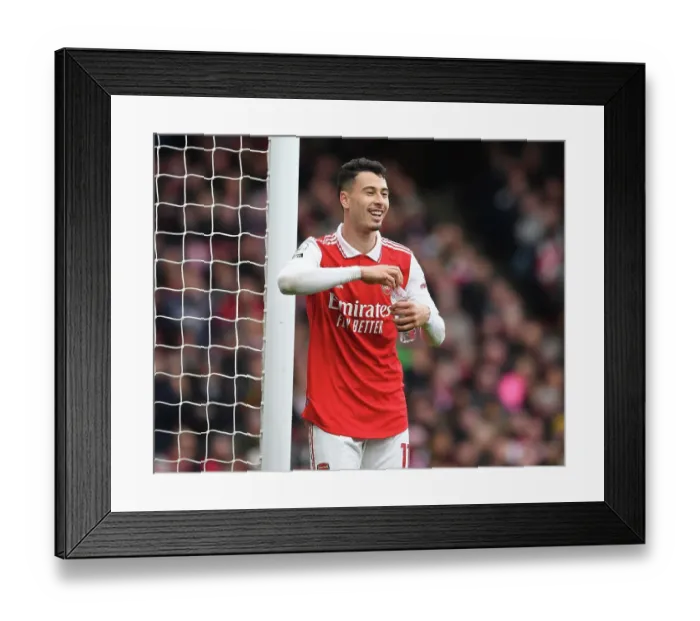 Framed Print : Arsenal's Martinelli Shines in April Showdown against Leeds United