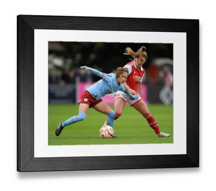 Framed Print : Arsenal vs Manchester City: A Tight Battle in the FA Women's Super League Framed Print : Arsenal vs Manchester City: A Tight Battle in the FA Women's Super League