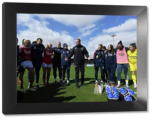 Arsenal Women's Coach Jonas Eidevall Motivates Team After FA WSL Match vs Manchester City