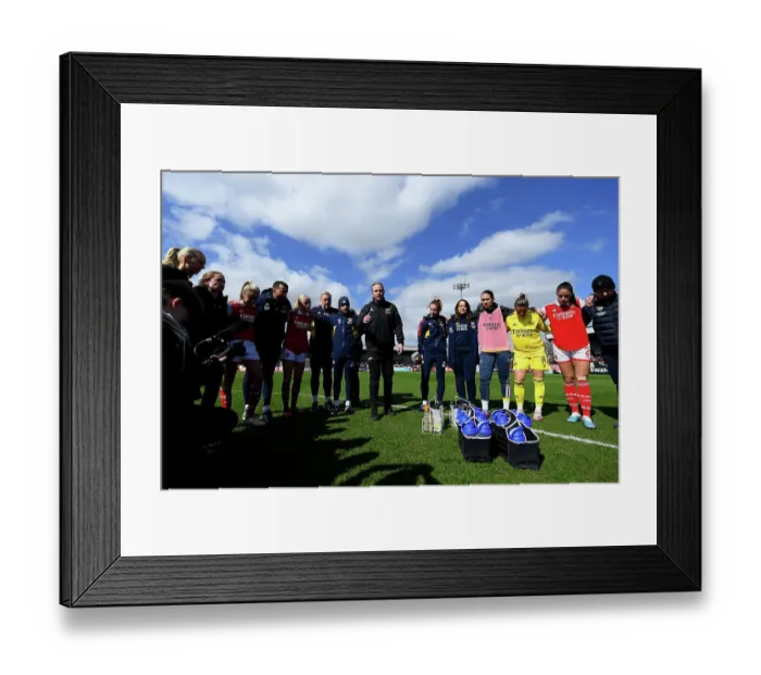 Framed Print : Arsenal Women vs Manchester City: Jonas Eidevall's Motivational Half-time Speech Amid FA WSL Pressure (April 2023)