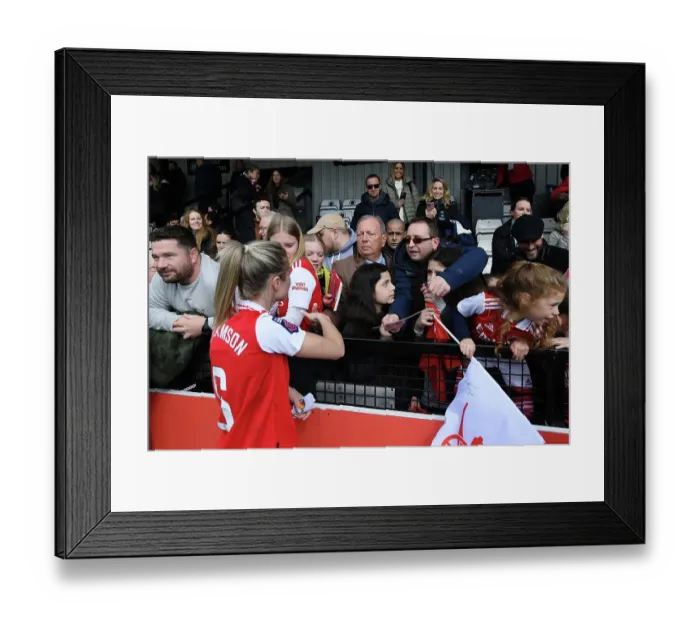 Framed Print : Arsenal Women Triumph Over Manchester City in FA Women's Super League