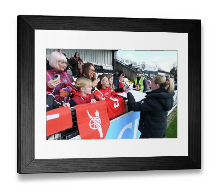 Framed Print : Arsenal Women's Historic Victory: Beth Mead Celebrates with Adoring Fans After Beating Manchester City