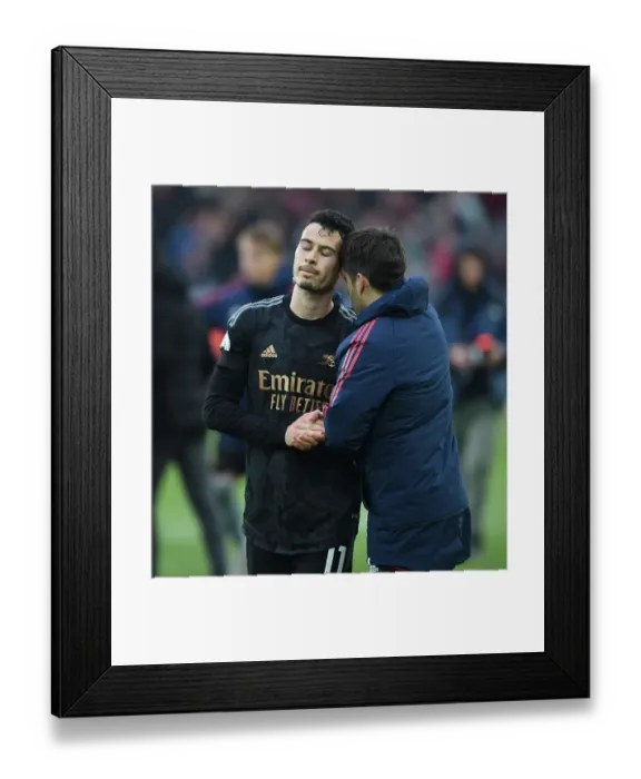 Framed Print : Arsenal's Nico Jover Coaches Gabriel Martinelli at Liverpool's Anfield - Premier League Clash (2022-23)