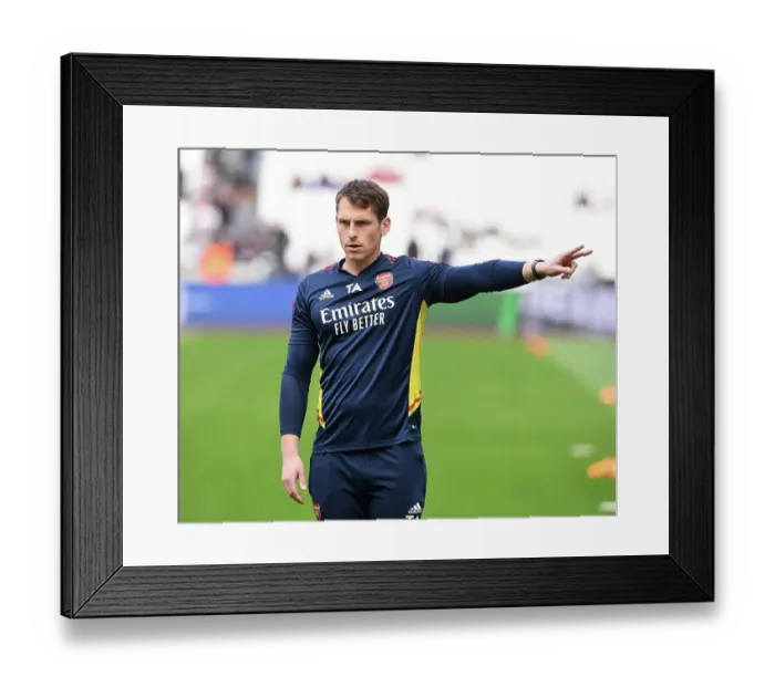 Framed Print : Arsenal Sports Scientist Tom Allen: Pre-Match Preparation at West Ham United (April 2023) Framed Print : Arsenal Sports Scientist Tom Allen: Pre-Match Preparation at West Ham United (April 2023)