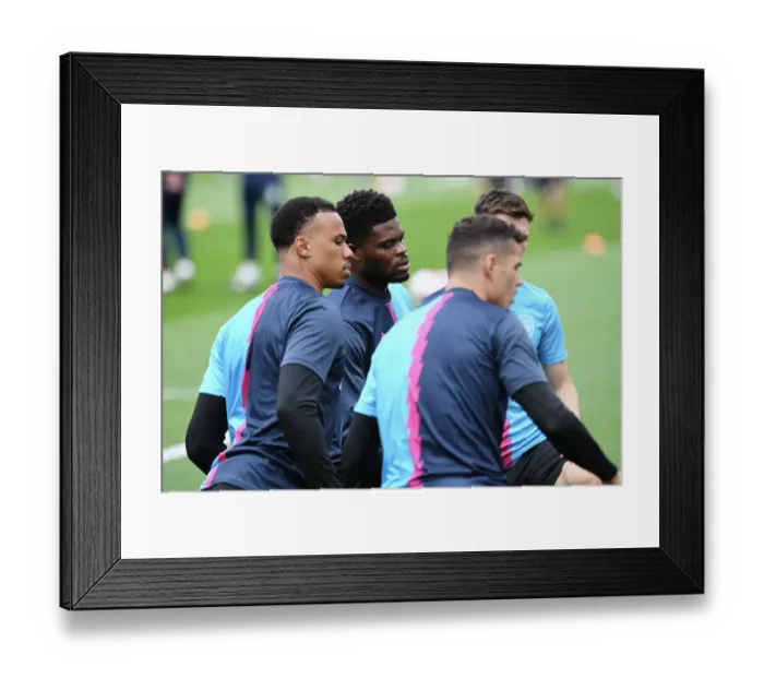 Framed Print : Arsenal's Thomas Partey and Gabriel Focused Before West Ham Clash (Premier League 2022-23)
