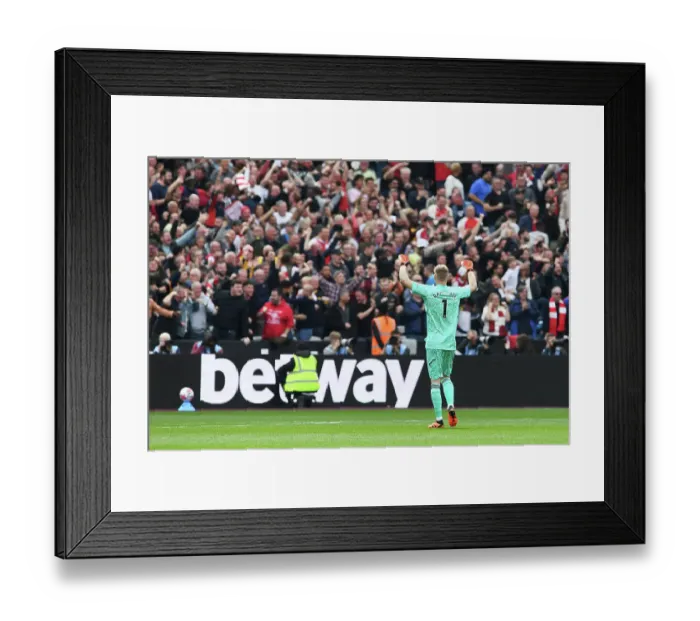 Framed Print : Arsenal Celebrate First Goal Against West Ham in 2022-23 Premier League Clash Framed Print : Arsenal Celebrate First Goal Against West Ham in 2022-23 Premier League Clash