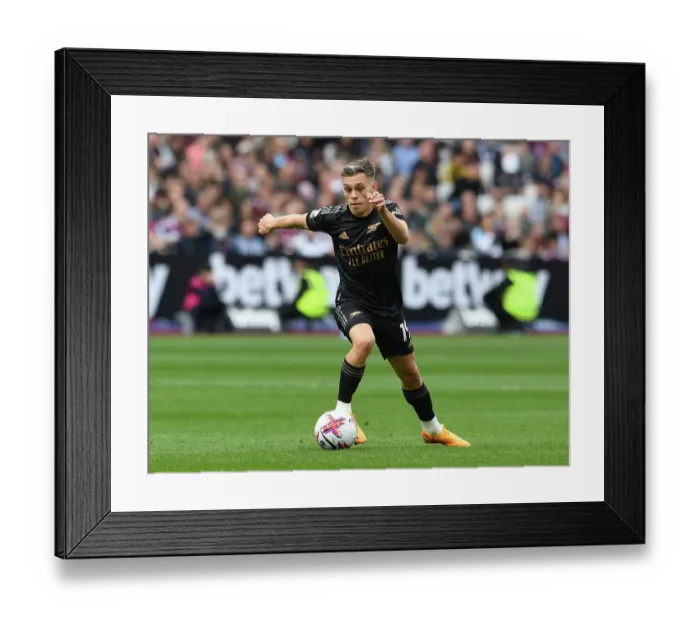 Framed Print : Arsenal's Leandro Trossard in Action against West Ham United - Premier League 2022-23 Framed Print : Arsenal's Leandro Trossard in Action against West Ham United - Premier League 2022-23