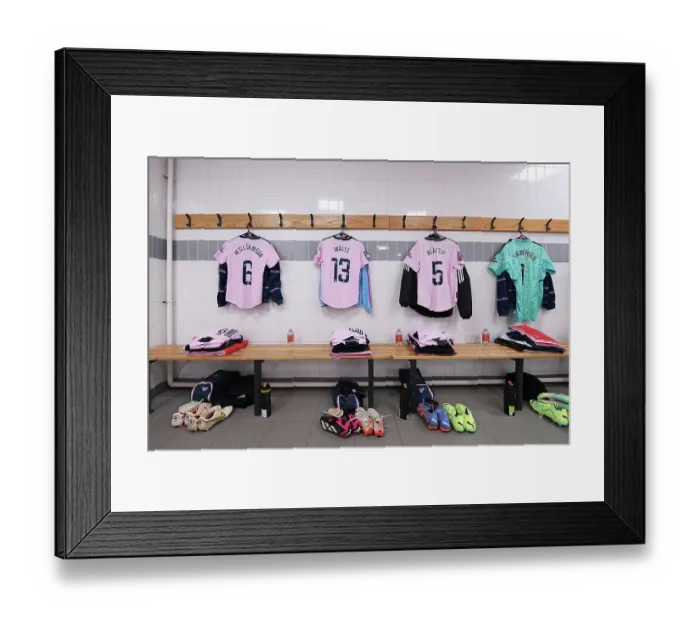 Framed Print : Manchester United v Arsenal - Barclays Women's Super League