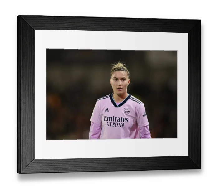 Framed Print : Arsenal's Steph Catley Concentrates in Intense Barclays Women's Super League Clash: Manchester United vs. Arsenal