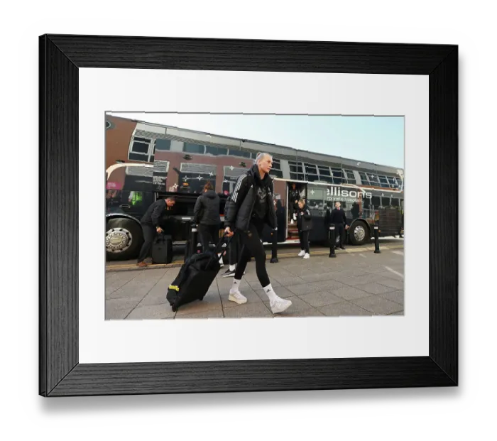 Framed Print : Arsenal vs. Manchester United: Showdown in FA Women's Super League Framed Print : Arsenal vs. Manchester United: Showdown in FA Women's Super League
