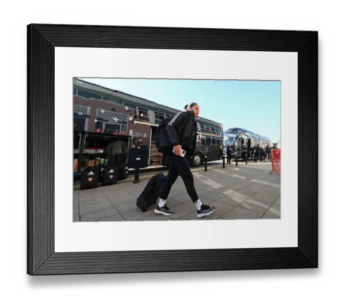 Framed Print : Arsenal vs Manchester United: FA Women's Super League Showdown