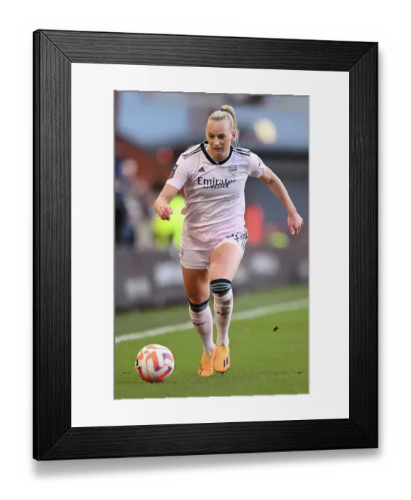 Framed Print : Arsenal's Stina Blackstenius Faces Off Against Manchester United in FA Women's Super League Clash