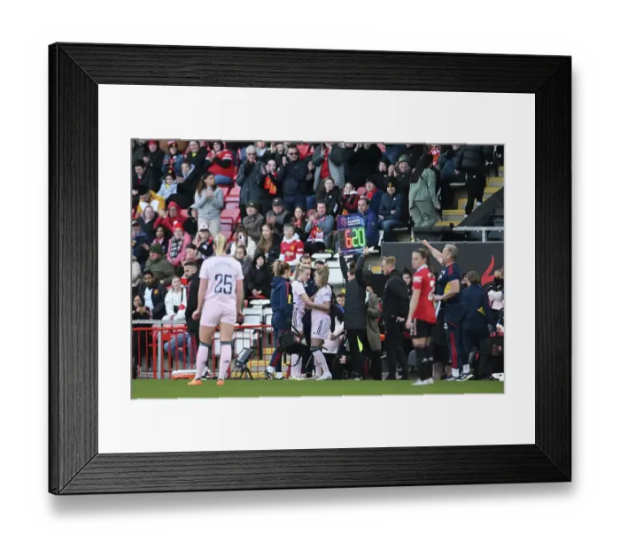 Framed Print : Arsenal's Leah Williamson Substituted After Injury in Manchester United vs Arsenal Women's Super League Clash Framed Print : Arsenal's Leah Williamson Substituted After Injury in Manchester United vs Arsenal Women's Super League Clash