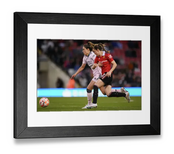 Framed Print : Gio Queiroz vs Manchester United: A Clash of Stars in the FA Women's Super League