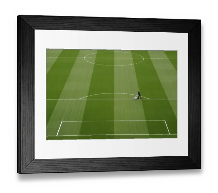 Framed Print : Arsenal FC v Southampton FC - Premier League Framed Print : Arsenal FC v Southampton FC - Premier League