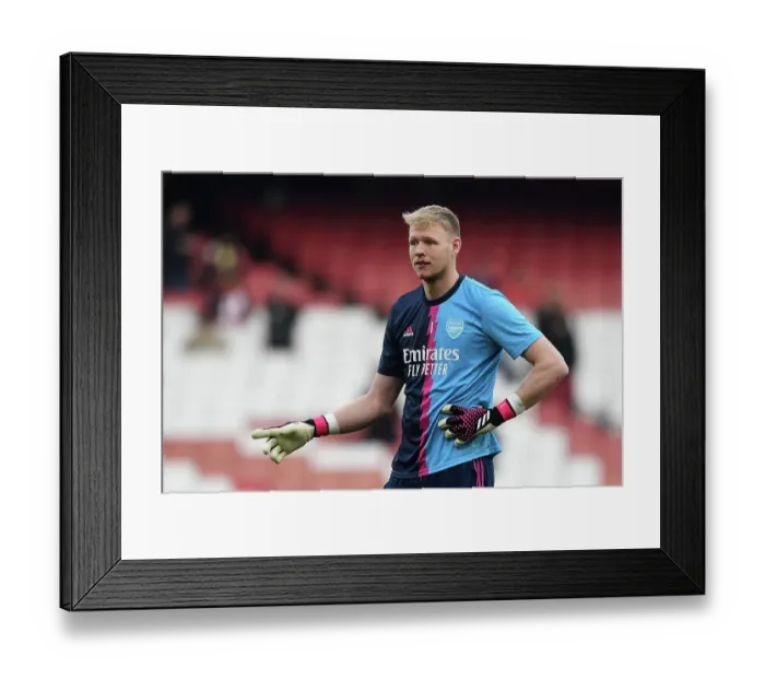Framed Print : Arsenal's Aaron Ramsdale Gears Up: Arsenal FC vs Southampton FC, Premier League 2022-23 Framed Print : Arsenal's Aaron Ramsdale Gears Up: Arsenal FC vs Southampton FC, Premier League 2022-23