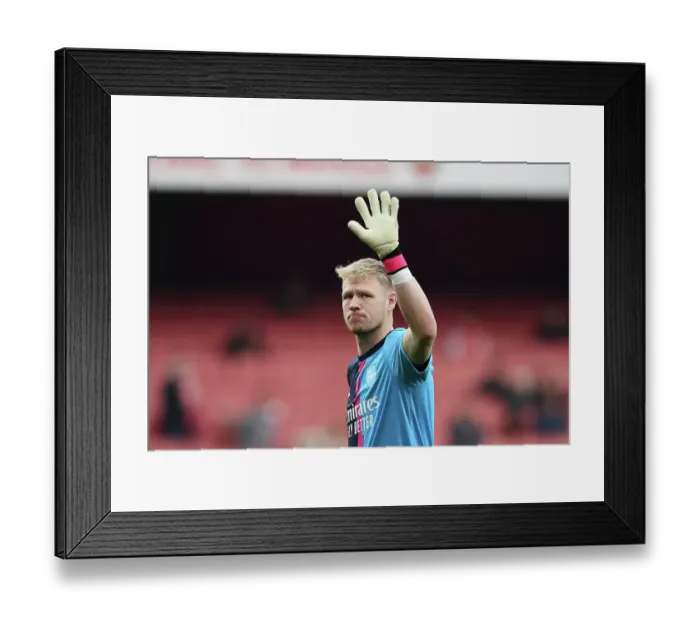 Framed Print : Arsenal's Aaron Ramsdale Greets Fans Before Arsenal v Southampton in Premier League