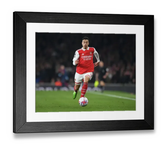 Framed Print : Arsenal's Martinelli Shines in April Showdown vs. Southampton Framed Print : Arsenal's Martinelli Shines in April Showdown vs. Southampton