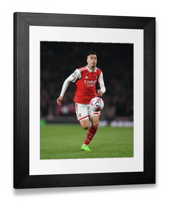 Framed Print : Arsenal's Martinelli Shines in Premier League Clash Against Southampton Framed Print : Arsenal's Martinelli Shines in Premier League Clash Against Southampton