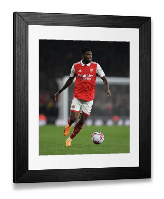 Framed Print : Thomas Partey in Action: Arsenal vs Southampton, Premier League 2022-23