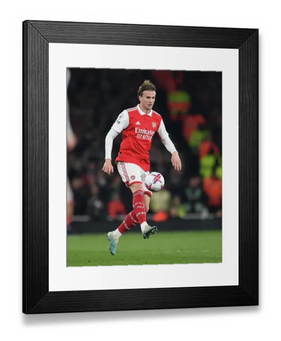 Framed Print : Arsenal vs Southampton: Rob Holding in Action at the Emirates Stadium, Premier League 2022-23