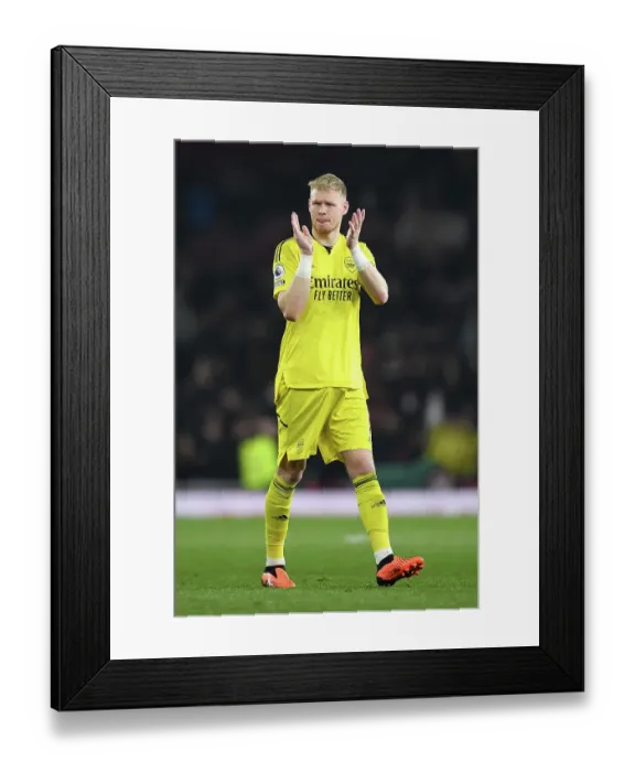 Framed Print : Arsenal's Aaron Ramsdale Acknowledges Supporters After Draw Against Southampton