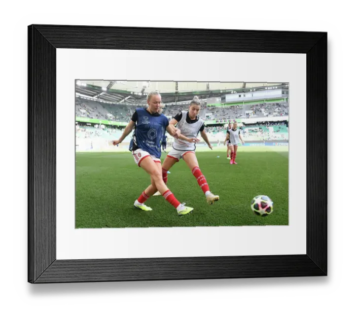 Framed Print : Arsenal Women Prepare for UEFA Champions League Semi-Final Showdown against VfL Wolfsburg