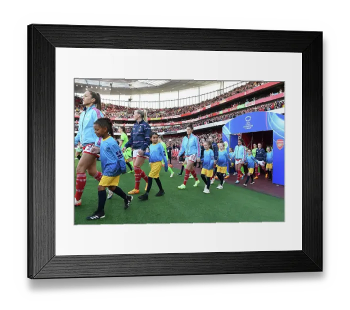 Framed Print : Arsenal Women vs. VfL Wolfsburg: UEFA Champions League Semifinal Battle