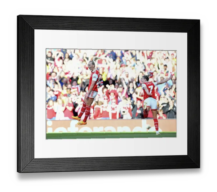 Framed Print : LONDON, ENGLAND - MAY 01: Stina Blackstenius of Arsenal celebrates after scoring the team's first goal with Framed Print : LONDON, ENGLAND - MAY 01: Stina Blackstenius of Arsenal celebrates after scoring the team's first goal with
