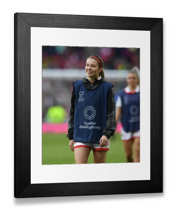 Framed Print : Arsenal Women vs VfL Wolfsburg: Semifinal Clash at Emirates Stadium (2022-23) Framed Print : Arsenal Women vs VfL Wolfsburg: Semifinal Clash at Emirates Stadium (2022-23)