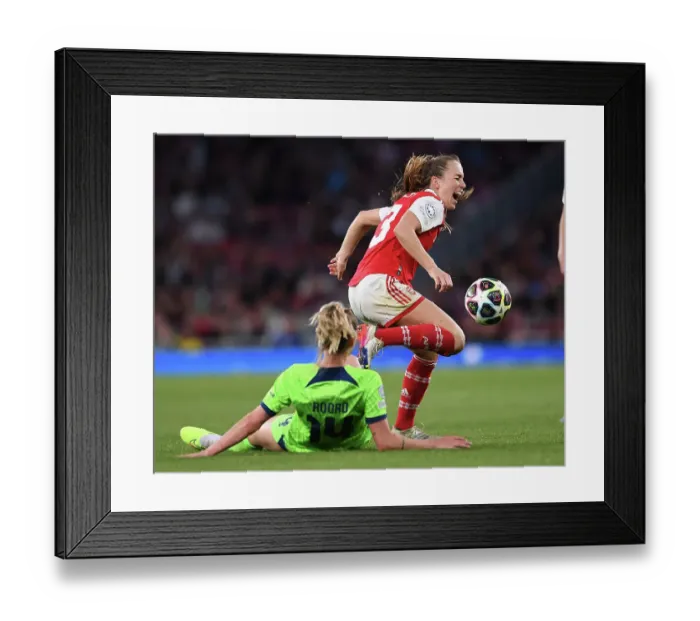Framed Print : Arsenal vs. VfL Wolfsburg: Semifinal Clash in UEFA Women's Champions League