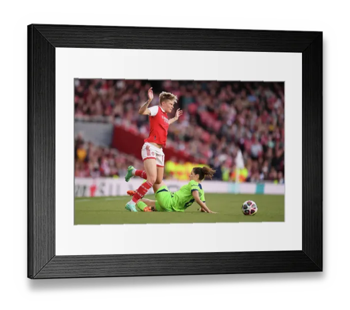 Framed Print : Arsenal vs. VfL Wolfsburg: Women's Champions League Semifinal Clash at Emirates Stadium