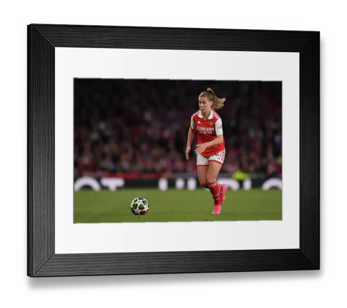 Framed Print : Arsenal Women vs. VfL Wolfsburg: UEFA Champions League Semifinals Showdown