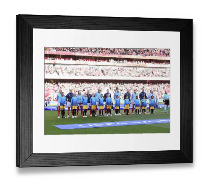 Framed Print : Arsenal Women vs. VfL Wolfsburg: UEFA Champions League Semifinal Clash