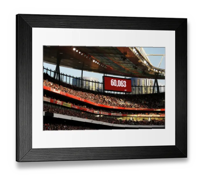 Framed Print : Record-Breaking 60, 063 Crowd Roars for Arsenal Women in UEFA Champions League Semifinal at Emirates Stadium