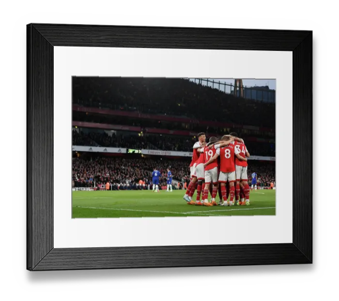 Framed Print : Martin Odegaard's Game-Changing Goal: Arsenal's Thrilling Comeback Against Chelsea (2022-23)