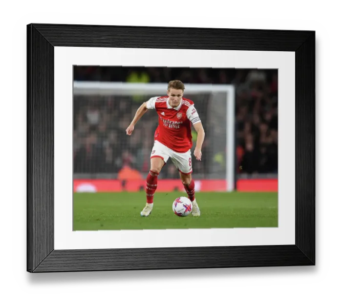 Framed Print : Arsenal's Martin Odegaard Shines in Showdown Against Chelsea, Premier League 2022-23 - Emirates Stadium
