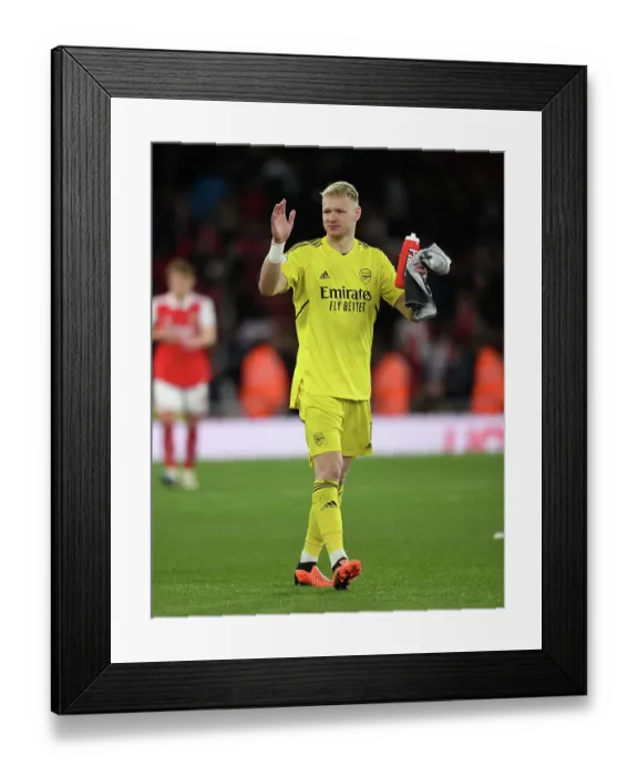 Framed Print : Arsenal's Aaron Ramsdale Celebrates Premier League Victory over Chelsea with Adoring Fans at Emirates Stadium (2022-23)