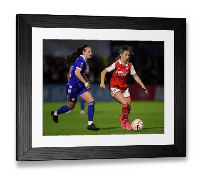 Framed Print : Arsenal vs Leicester City: Women's Super League Clash - Pelova Fights Past Defender